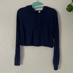Cropped hoodie